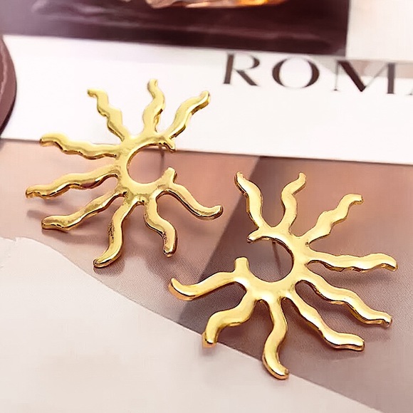 🔵𝟲𝟱%𝗢𝗙𝗙 𝗯𝘂𝗻𝗱𝗹𝗲𝘀 𝟯+🔵 NEW Large Solar Drop Earrings - Picture 5 of 10